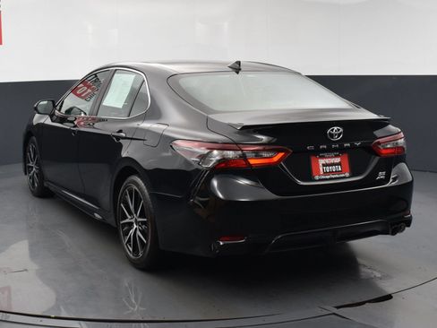 Used 2024 Toyota Camry SE AWD/4WD image 3