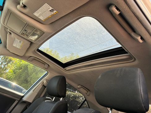 Used 2011 Toyota Camry SE w/ SE Extra-Value Pkg #1 FWD image 44