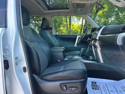 Used 2019 Toyota 4Runner SR5 Premium AWD/4WD image 21