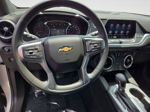 Used 2021 Chevrolet Blazer LT FWD image 19