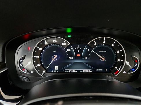 Used 2019 BMW 530i w/ Convenience Package image 17