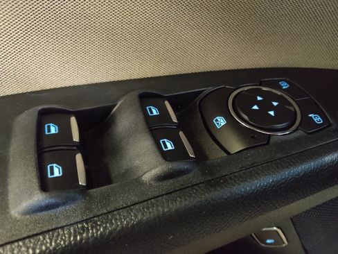 Used 2018 Ford Fusion S image 27