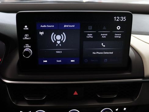 Certified 2025 Acura ADX A-Spec image 17