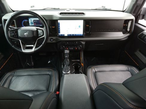 Used 2021 Ford Bronco Badlands image 16