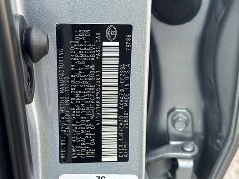 Used 2021 Toyota Camry SE image 26