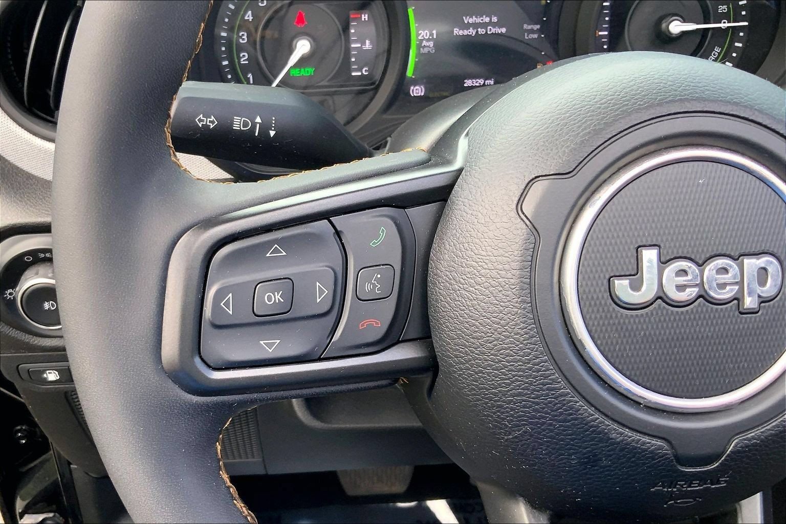 Certified 2024 Jeep Wrangler Unlimited AWD/4WD image 23