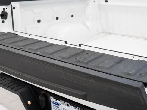 Used 2022 GMC Sierra 1500 SLT image 15