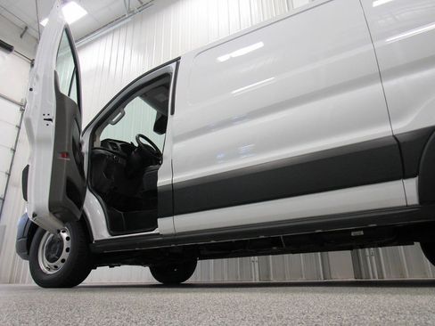 Used 2020 Ford Transit 150 Low Roof RWD image 20