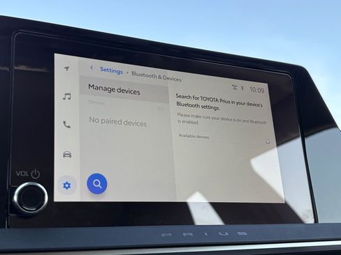 Used 2025 Toyota Prius XLE image 20