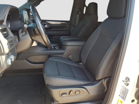 Used 2023 GMC Yukon SLE AWD/4WD image 21