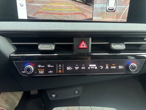 Certified 2024 Kia EV6 Wind w/ Wind Technology Package image 18