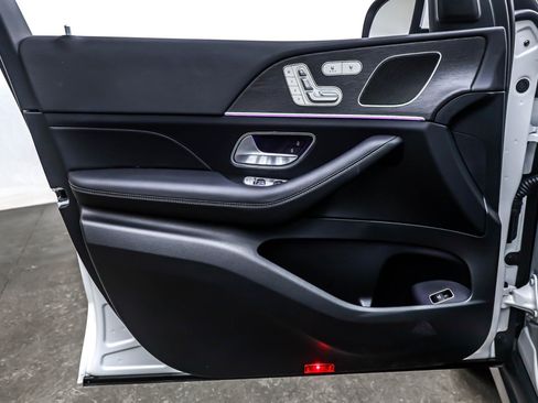 Certified 2025 Mercedes-Benz GLE 350 4MATIC image 23