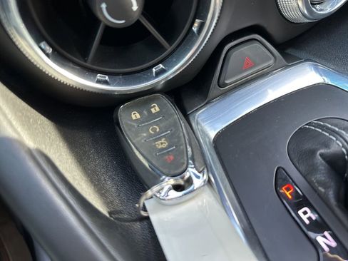 Used 2021 Chevrolet Camaro SS image 18