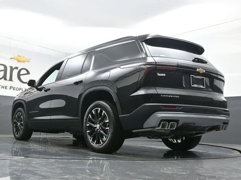 New 2026 Chevrolet Traverse LT w/ Sun and Wheel Package image 5