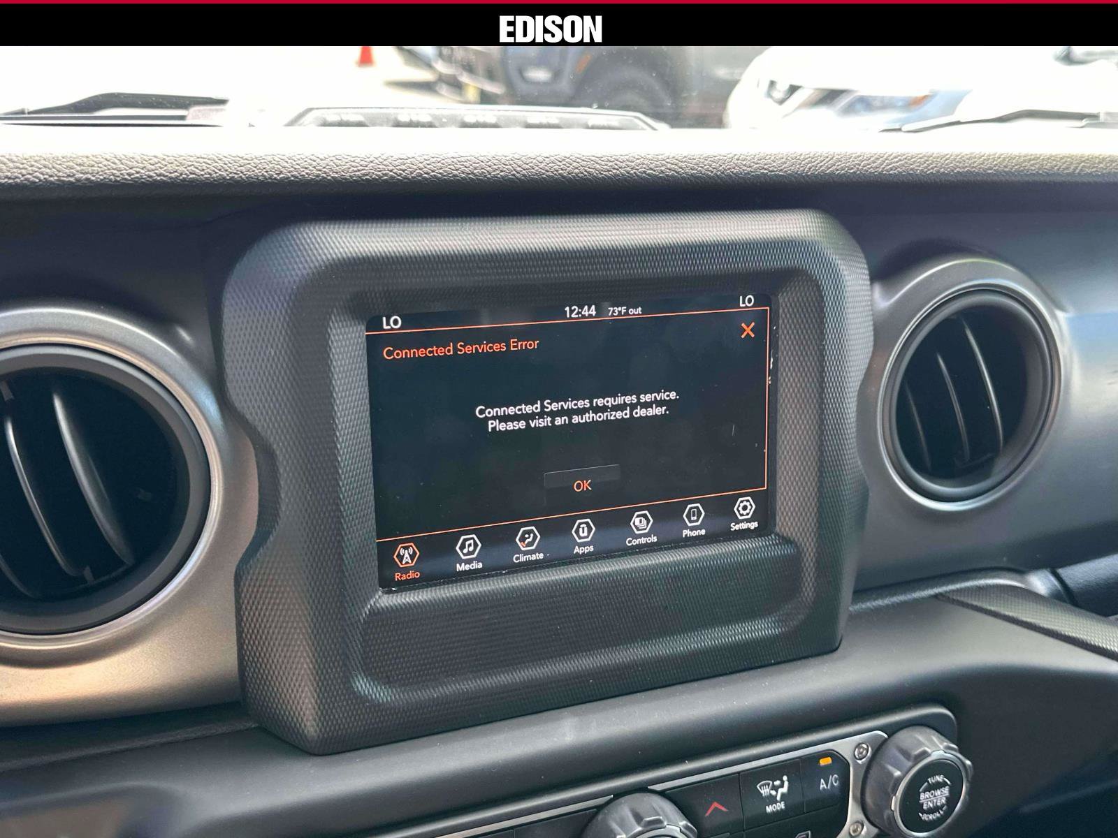 Used 2023 Jeep Wrangler Unlimited AWD/4WD image 25