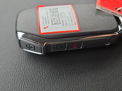 New 2026 Kia Seltos S image 32