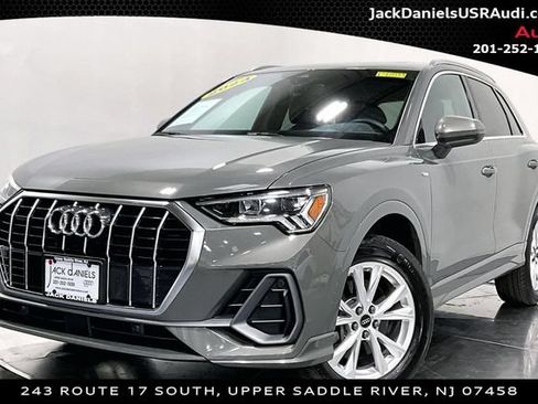 Used 2024 Audi Q3 2.0T Premium w/ Convenience Package AWD/4WD image 1