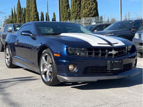 Used 2010 Chevrolet Camaro SS w/ LPO, Ground Effects Package image 3