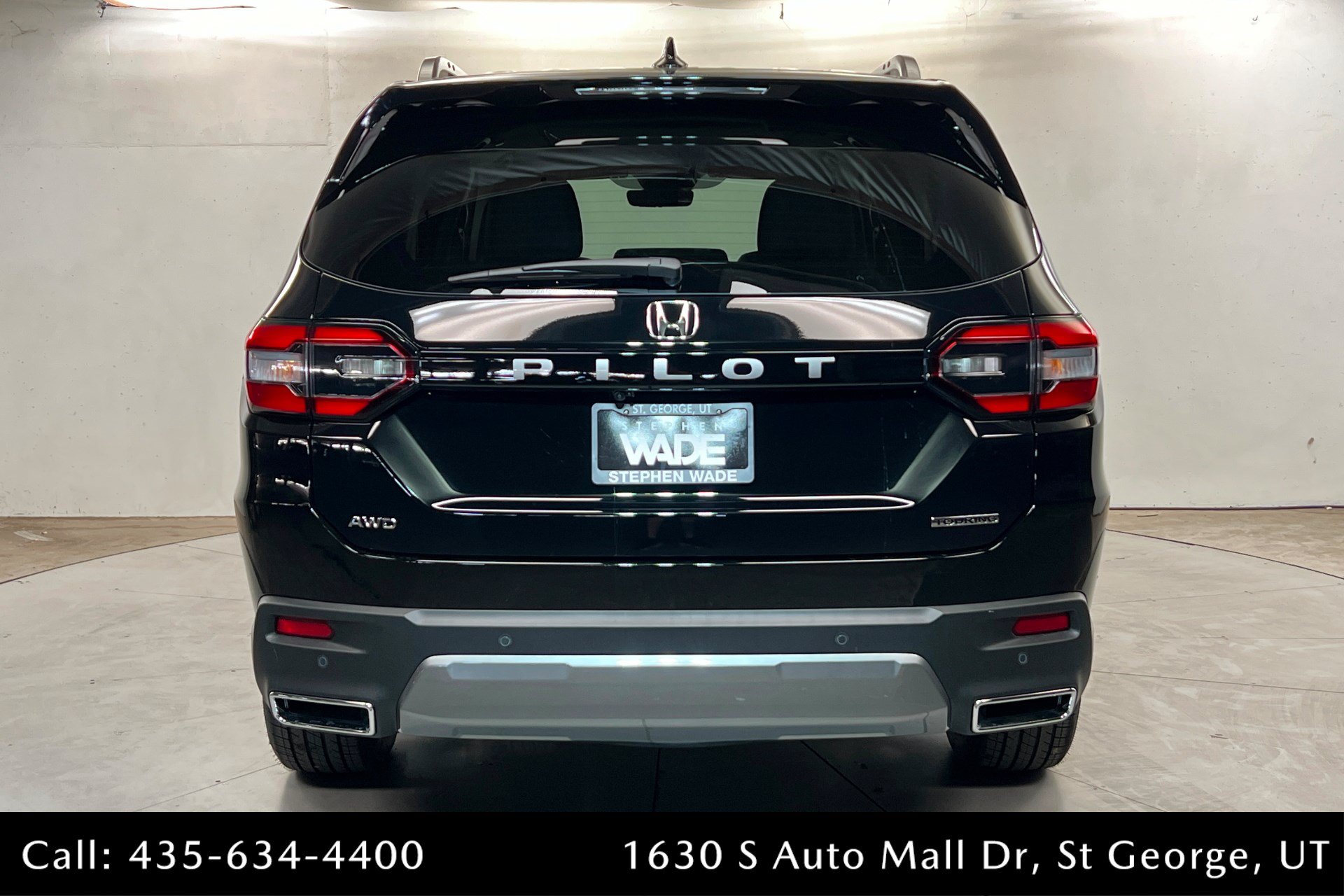 New 2026 Honda Pilot Touring image 4