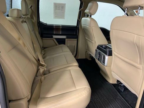 Used 2015 Ford F150 Lariat w/ Equipment Group 502A Luxury AWD/4WD image 21