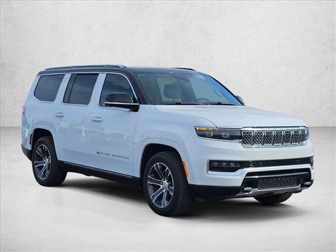 Used 2024 Jeep Grand Wagoneer Series I w/ HD Trailer Tow Package image 3