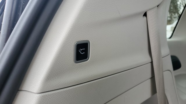 Used 2024 Chrysler Pacifica Touring-L FWD image 30