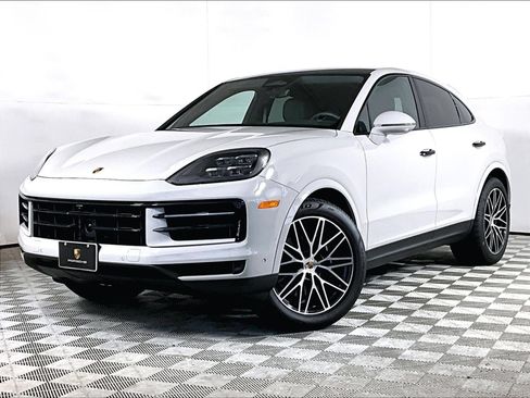 Used 2026 Porsche Cayenne Coupe AWD/4WD image 1