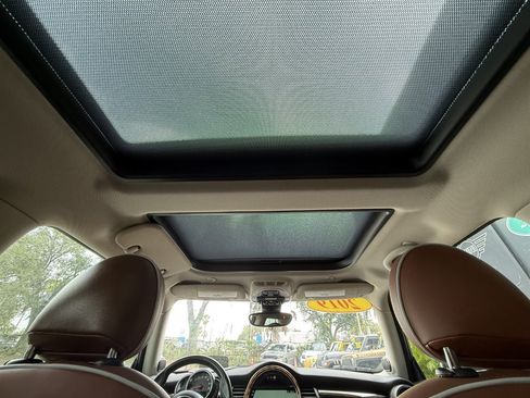 Used 2019 MINI Cooper S FWD image 18
