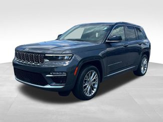Used 2022 Jeep Grand Cherokee Summit w/ Advanced Protech Group IV video 2