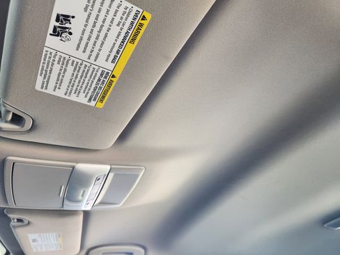 Used 2024 Nissan Altima 2.5 SV image 27