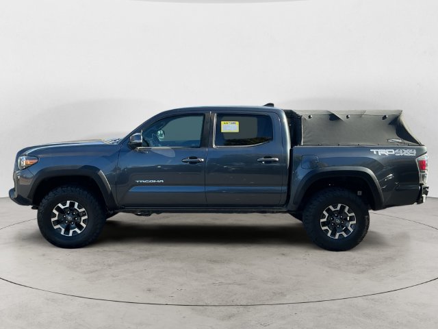 Used 2020 Toyota Tacoma TRD Off-Road w/ Technology Package AWD/4WD image 8