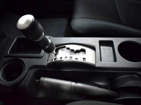 Used 2007 Toyota FJ Cruiser 2WD image 25