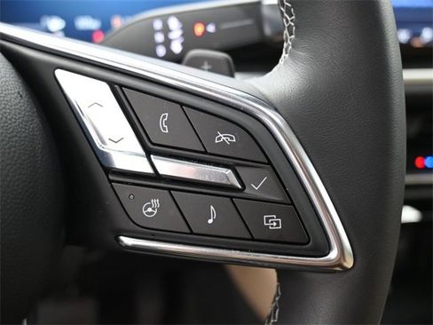 Used 2025 Buick Envision Preferred image 23