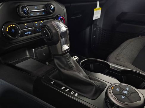 New 2025 Ford Bronco 4-Door image 36