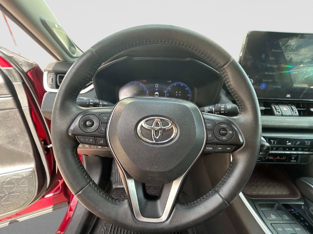 Used 2023 Toyota RAV4 Limited w/ Limited Grade Weather Package AWD/4WD image 31