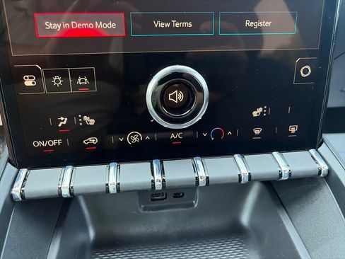 New 2027 GMC Terrain Elevation w/ LPO, Floor Liner Package AWD/4WD image 23