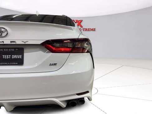 Used 2023 Toyota Camry SE w/ Convenience Package FWD image 15