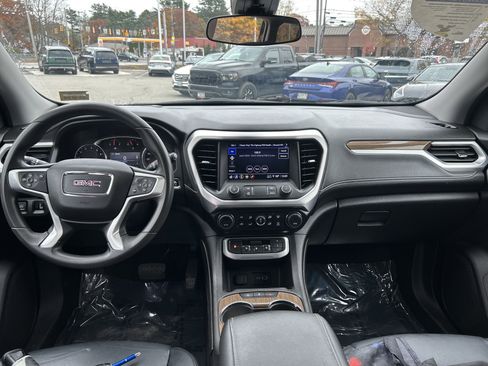 Used 2023 GMC Acadia SLE w/ Driver Convenience Package image 19
