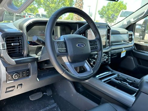 New 2026 Ford F250 Lariat w/ FX4 Off-Road Package AWD/4WD image 20