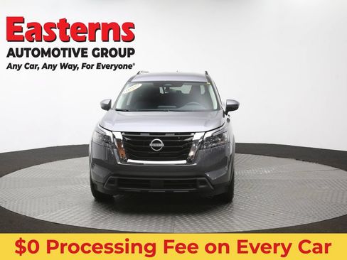Used 2025 Nissan Pathfinder SV FWD image 53
