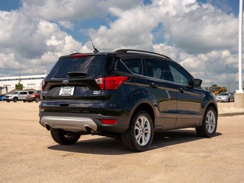 Used 2019 Ford Escape SEL AWD/4WD image 7