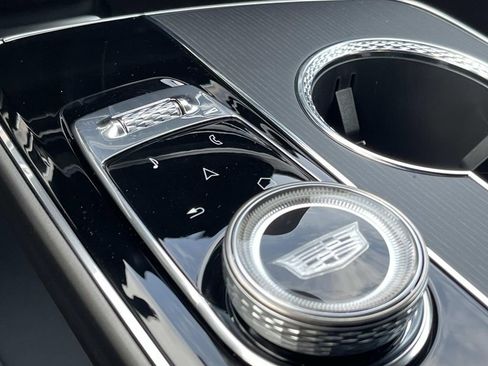 New 2026 Cadillac Lyriq Premium Sport image 32