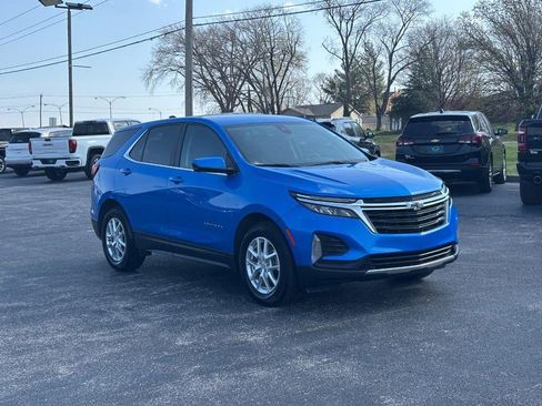 Used 2024 Chevrolet Equinox LT w/ LPO, Floor Liner Package image 7