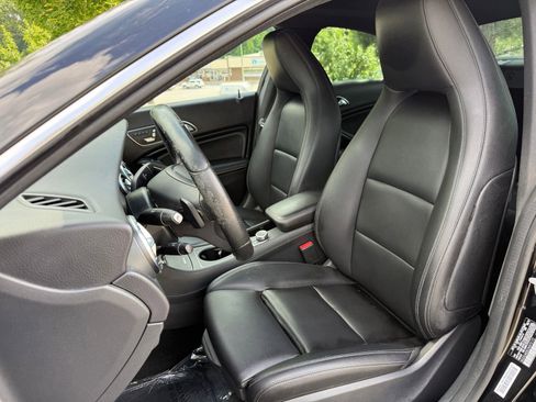 Used 2018 Mercedes-Benz CLA 250 image 37