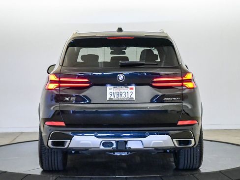 Used 2026 BMW X5 xDrive40i w/ Premium Package AWD/4WD image 3