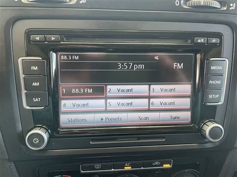 Used 2011 Volkswagen Jetta TDI w/ Wheel & Sunroof Pkg FWD image 15