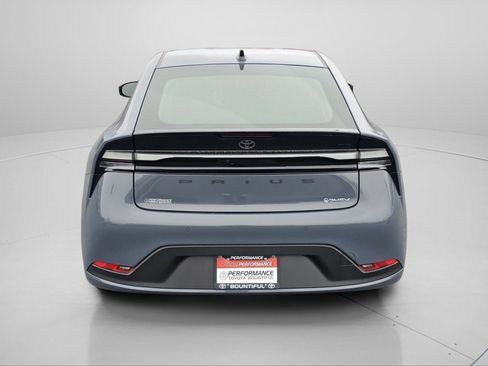 New 2026 Toyota Prius Plug-In Hybrid FWD image 21