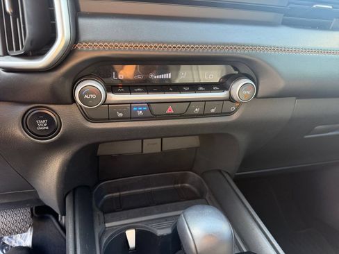 Used 2026 MAZDA CX-50 AWD 2.5 S w/ Premium Package image 17