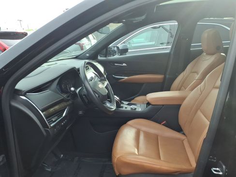 Certified 2023 Cadillac XT4 Premium Luxury w/ Technology Package AWD/4WD image 14