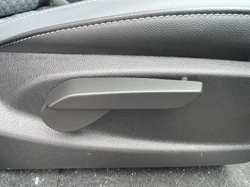 Certified 2021 Chevrolet Colorado Z71 w/ Safety Package image 13